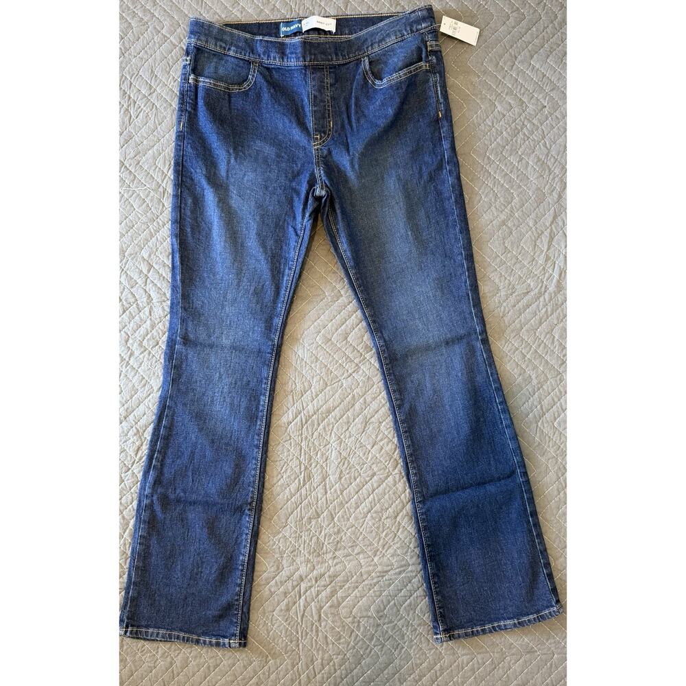 Old Navy Mid Rise Bootcut Dark Wash Denim Jeans‎ Women's Size 18 Regular NWT